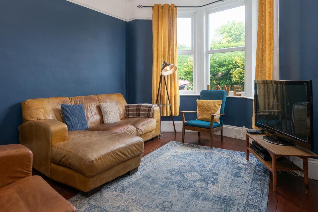 Belmont Villa - 4 Bed - Hot Tub Additional Cost - Sleeps 10-Tjs22Bv Ilfracombe Exterior photo