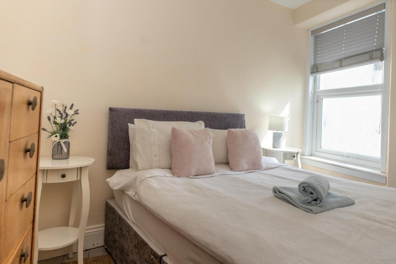 Belmont Villa - 4 Bed - Hot Tub Additional Cost - Sleeps 10-Tjs22Bv Ilfracombe Exterior photo