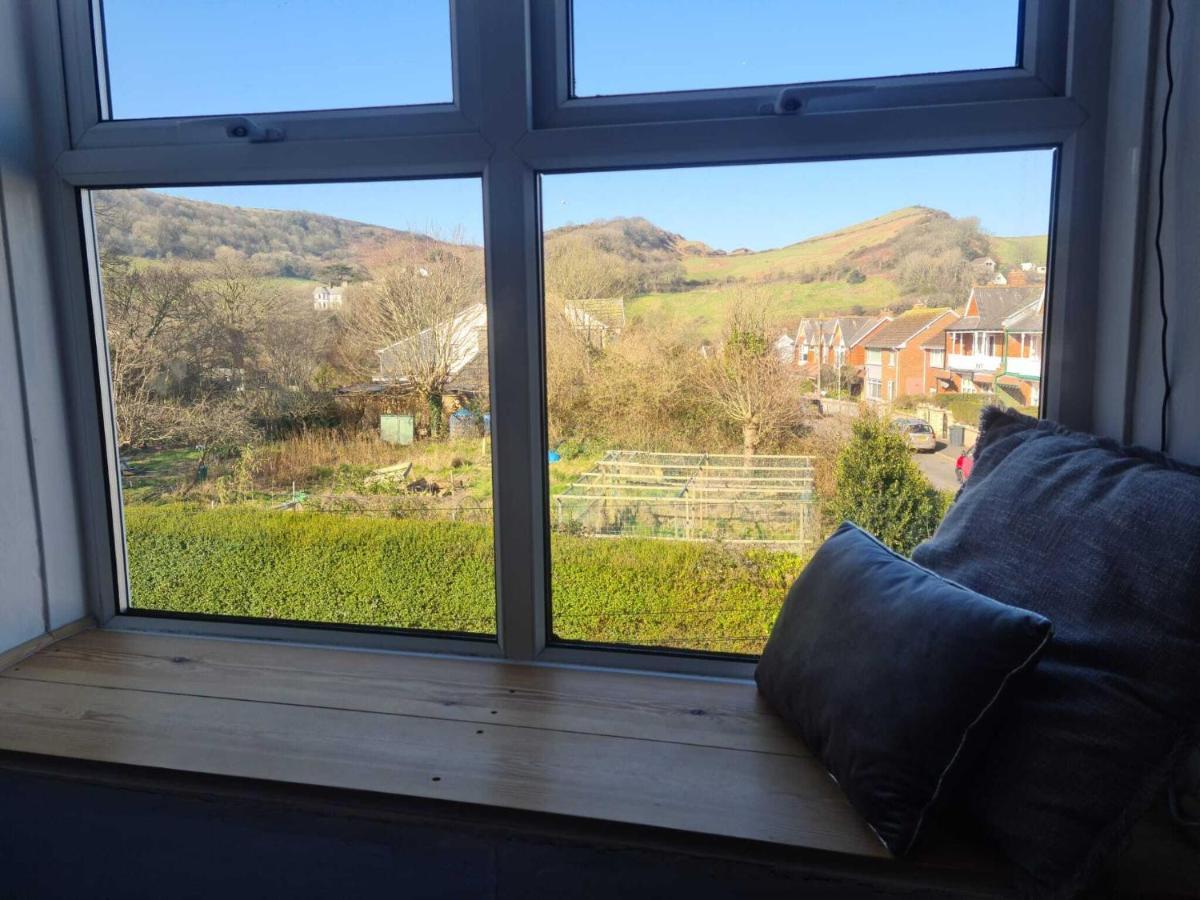 Belmont Villa - 4 Bed - Hot Tub Additional Cost - Sleeps 10-Tjs22Bv Ilfracombe Exterior photo