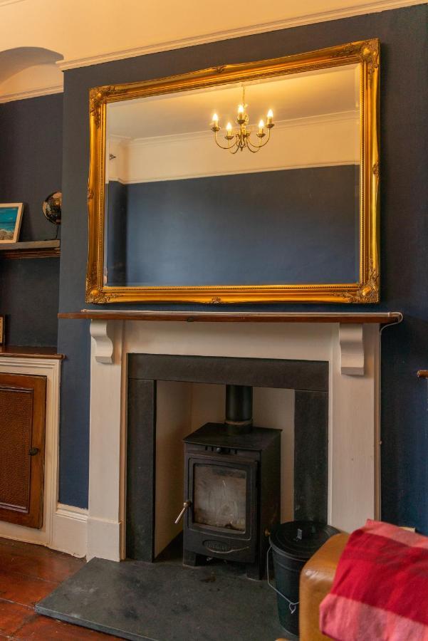 Belmont Villa - 4 Bed - Hot Tub Additional Cost - Sleeps 10-Tjs22Bv Ilfracombe Exterior photo