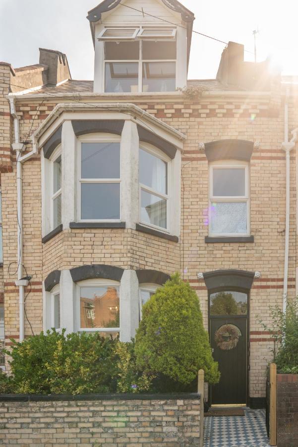 Belmont Villa - 4 Bed - Hot Tub Additional Cost - Sleeps 10-Tjs22Bv Ilfracombe Exterior photo