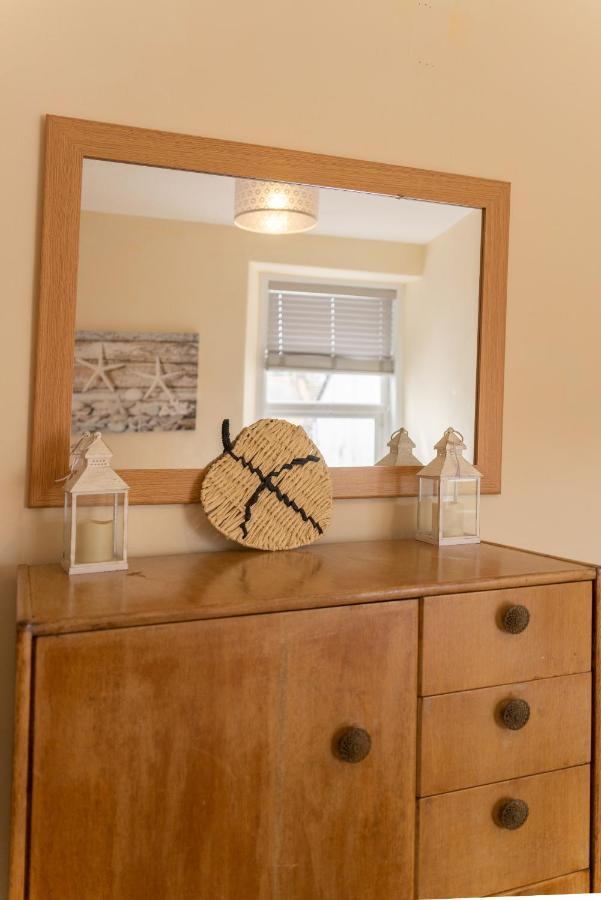 Belmont Villa - 4 Bed - Hot Tub Additional Cost - Sleeps 10-Tjs22Bv Ilfracombe Exterior photo